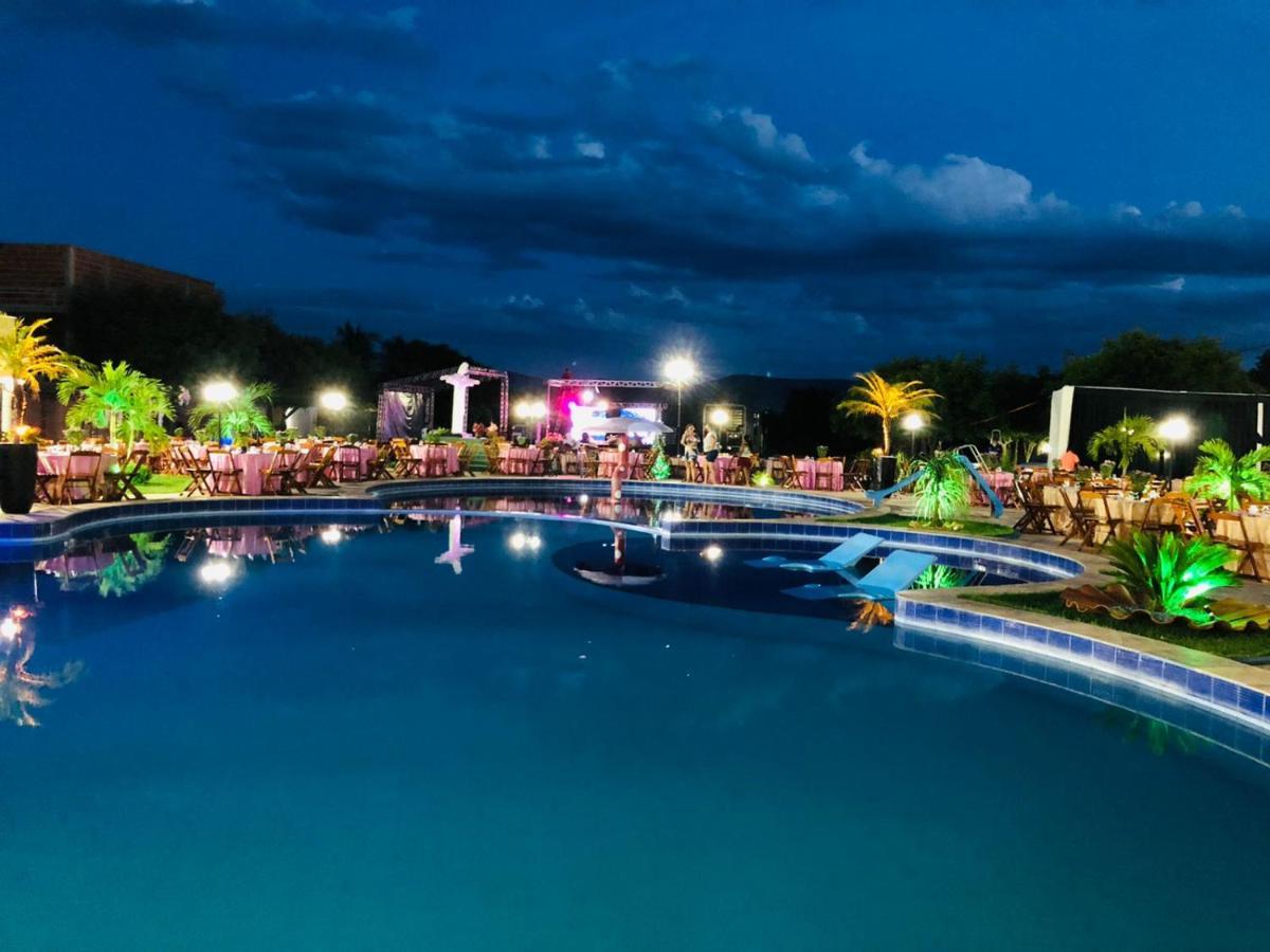 Balneario Caratininga Hotel Graca  Exterior photo